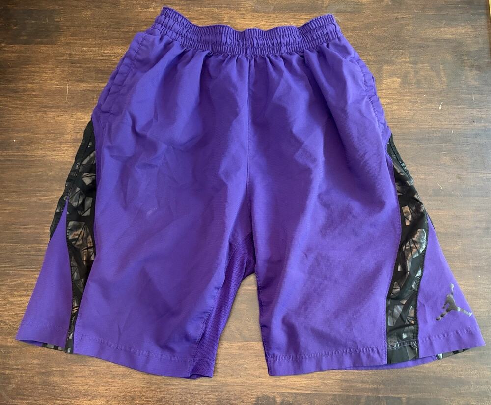Men JORDAN Dri - Fit Mesh Cooler Upper Back Training Shorts Sz M (31 - 33) !!!